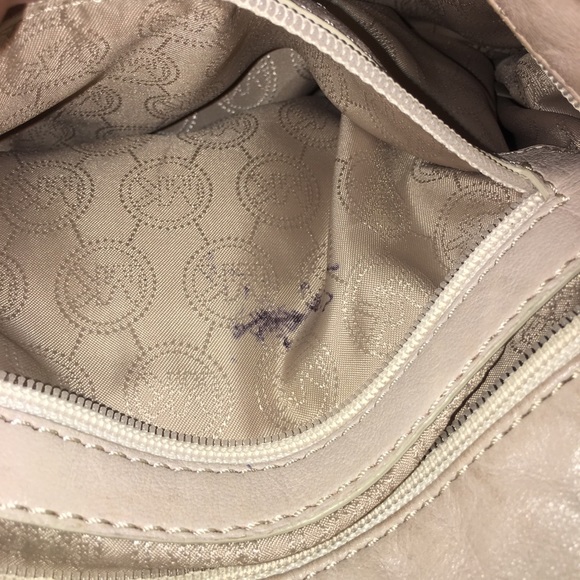 Michael Kors Purse with DustBag 🚨PRICE DROP‼️ - Picture 4 of 8